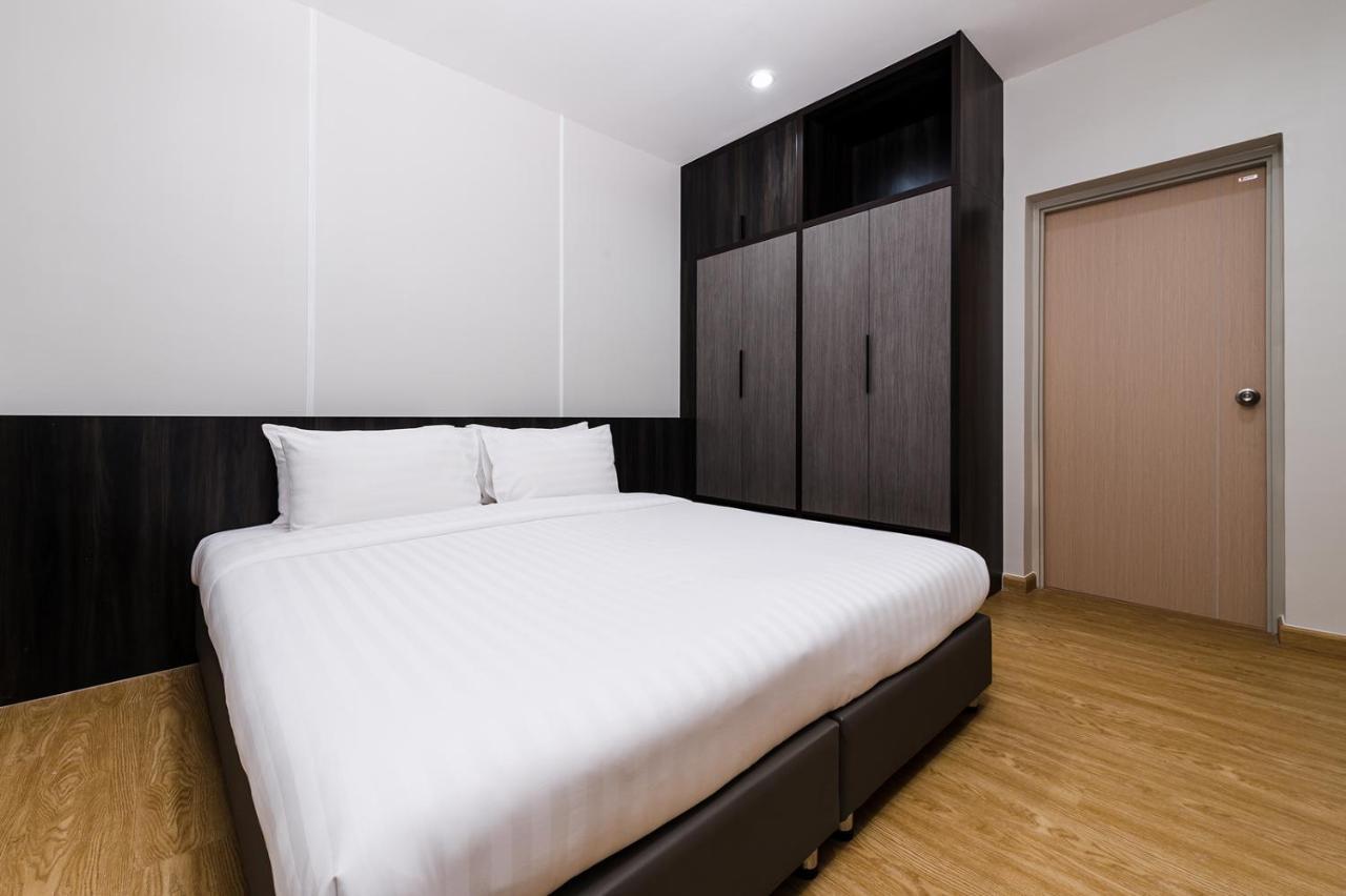 College Haus Rangnam Apartment Bangkok Exterior photo