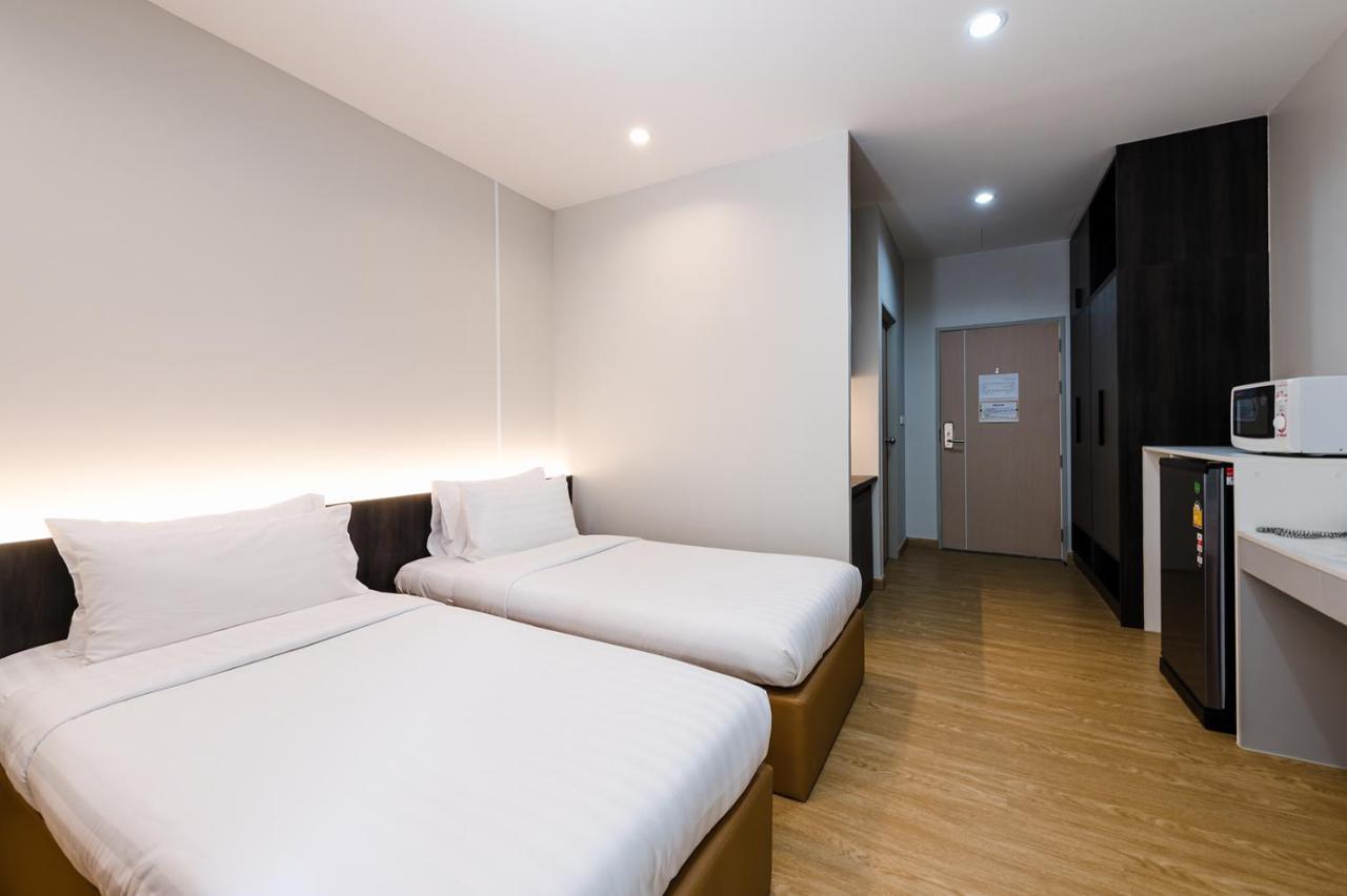 College Haus Rangnam Apartment Bangkok Exterior photo