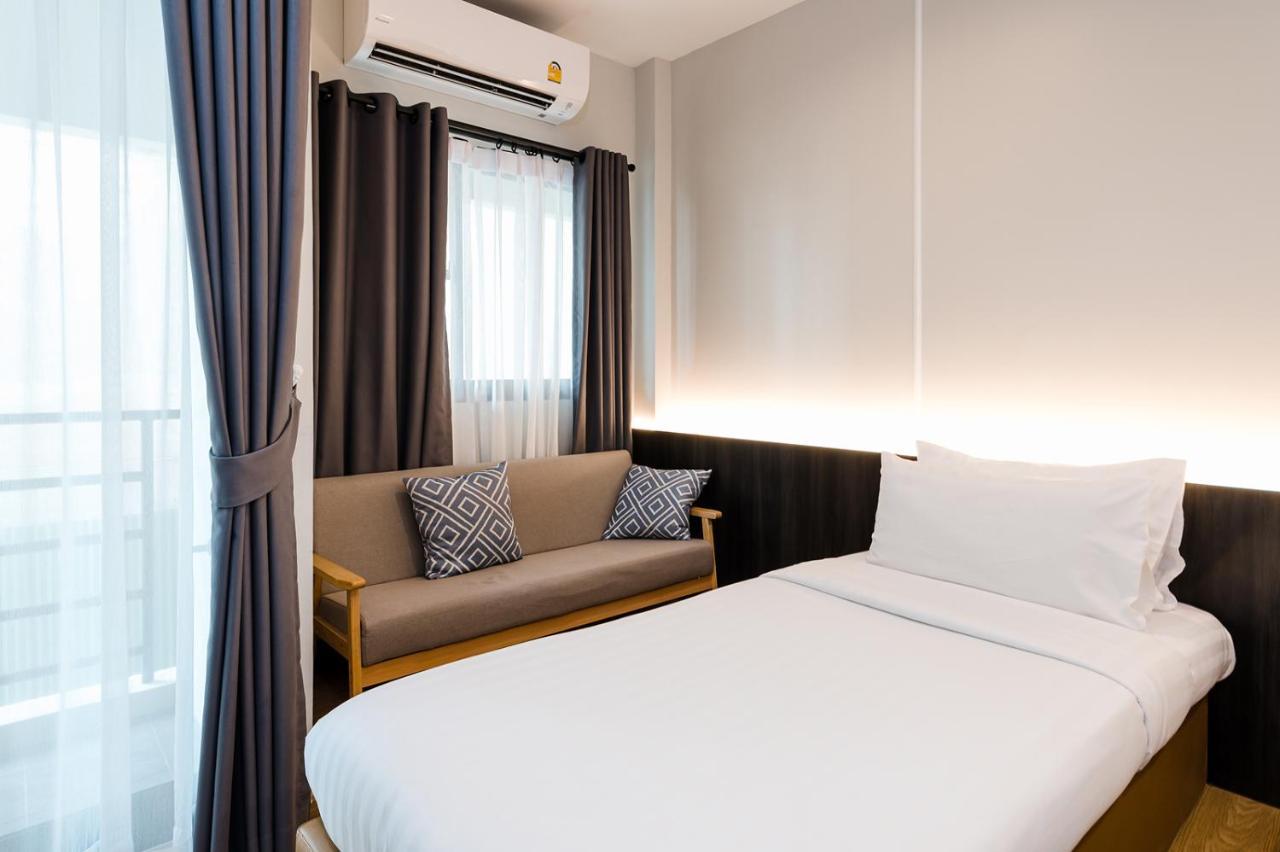 College Haus Rangnam Apartment Bangkok Exterior photo