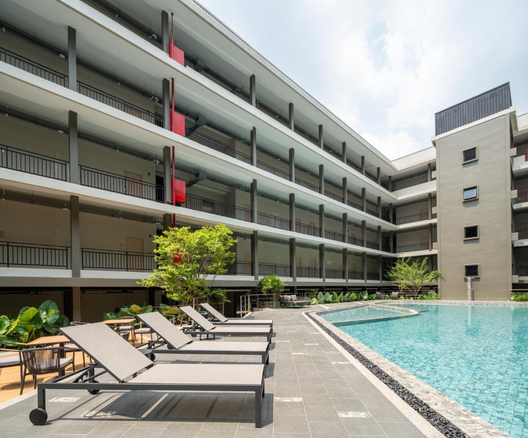 College Haus Rangnam Apartment Bangkok Exterior photo