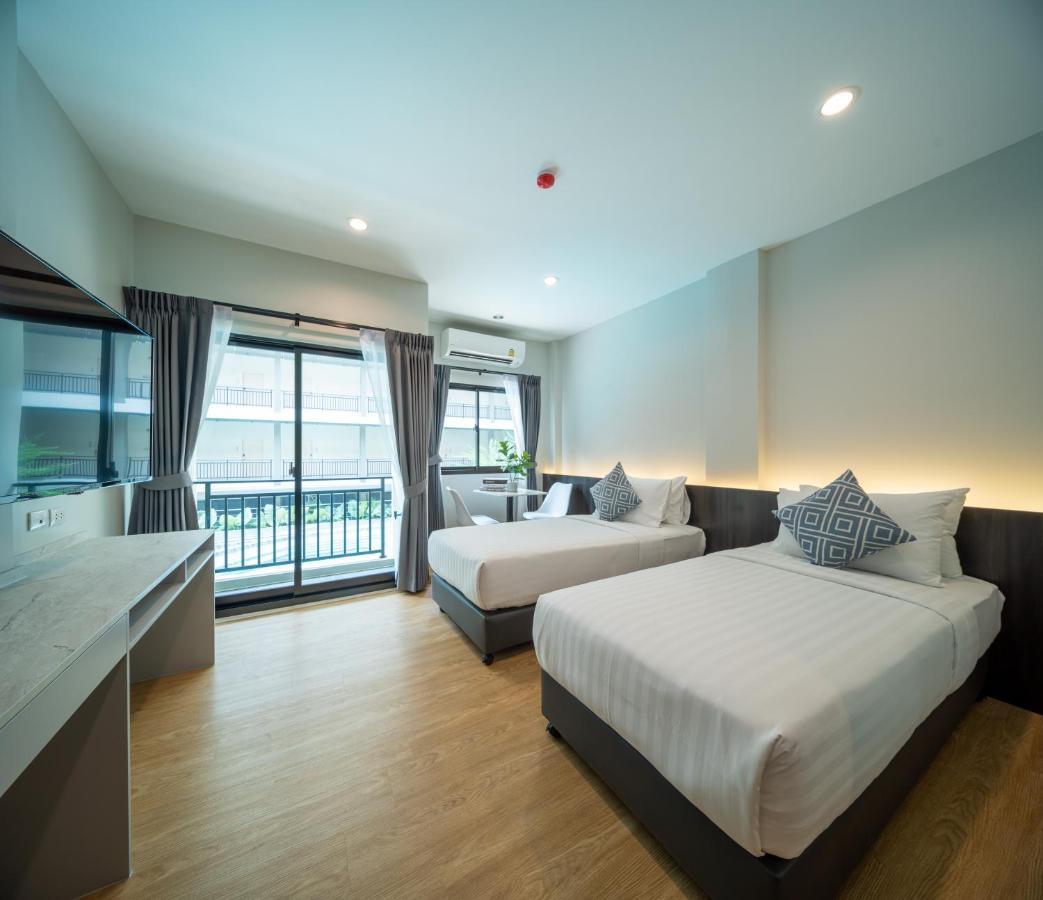 College Haus Rangnam Apartment Bangkok Exterior photo